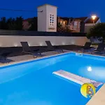 Dvori Dida Drage Vakantiehuis *