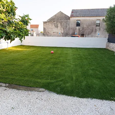 Casa de Férias Dvori Dida Drage *