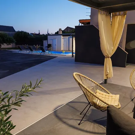 Σπίτι διακοπών Dvori Dida Drage *