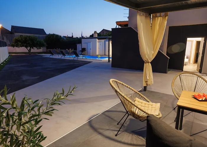 Σπίτι διακοπών Dvori Dida Drage *