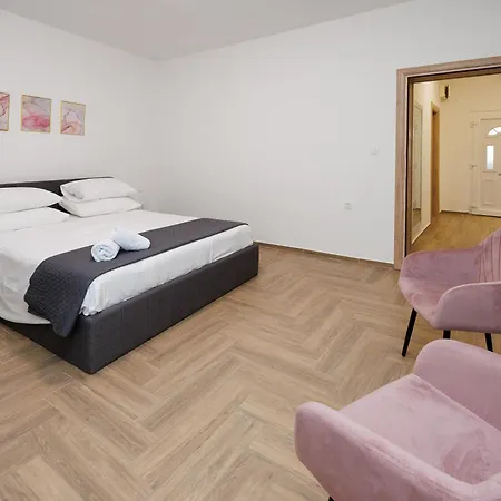 Dvori Dida Drage 度假居 扎顿