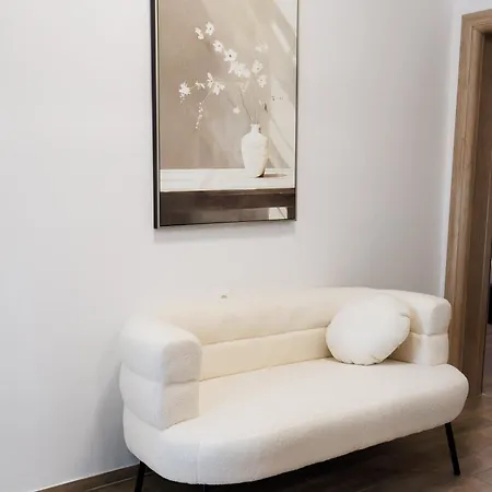 Dvori Dida Drage * 扎顿