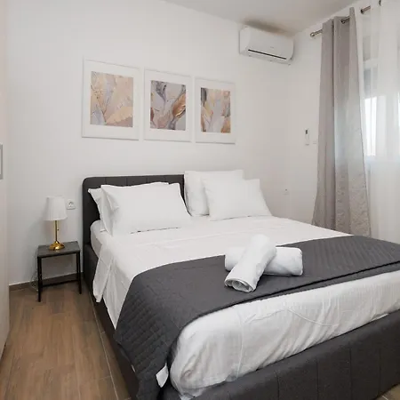 度假居 Dvori Dida Drage 扎顿